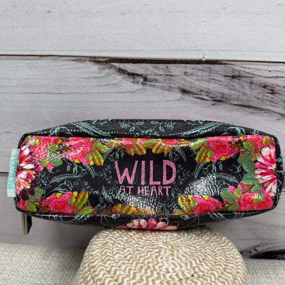 PAPAYA ART‎ Gypsy Rose WILD AT HEART Zippered Pouch - Picture 1 of 7